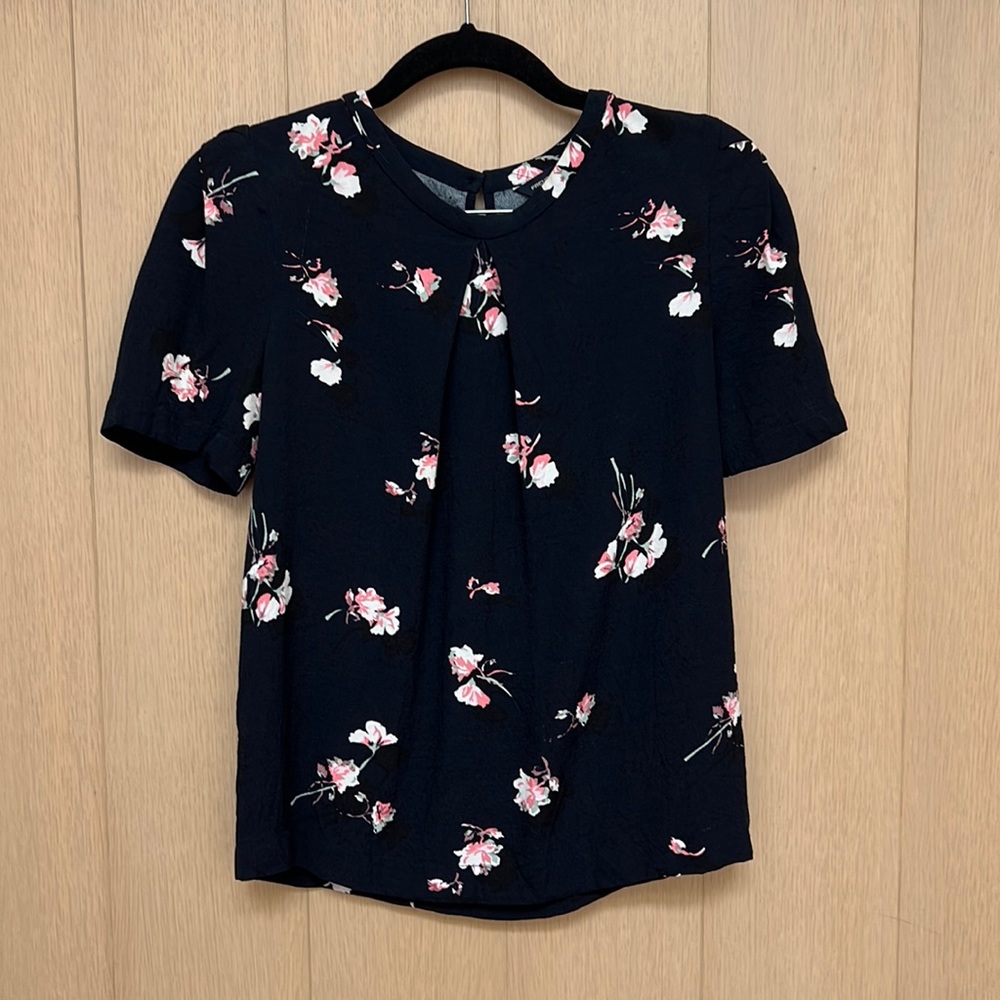 French Connection short sleeve blouse
